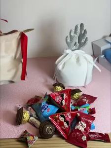 Túi Quà Giáng Sinh Hình Tuần Lộc 15cm Túi Quà Ông Già Noel Có Dây Rút Túi Quà Tặng Cho Trẻ Em Trang Trí Quà Tặng Năm Mới Chất Liệu Vải Có Thể Gấp Gọn
