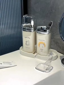 PORTABLE Travel Outdoor Toiletries Toothbrush Rince Mouth Cup Box 便携式旅行户外洗漱用品牙刷漱口杯盒