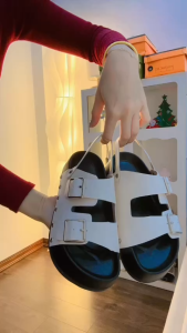 Sandal Nữ Đế CaoDép Quai Hậu Nữ Đinh Tán êm chân cá tính dễ mix thời trang