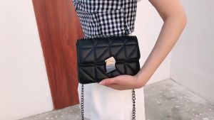 Just Star⚡จัดส่งฟรี สินค้าพร้อมส่ง⚡กระเป๋าผู้หญิงสะพายไหล่เพียงแค่ดาวกระเป๋าทรงสี่เหลี่ยมจัตุรัสขนาดเล็กอินฟลูเอนเซอร์แฟชั่นอินเทรนด์ใหม่กระเป๋าโซ่ขนาดเล็ก