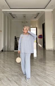 Setelan jersey premium/ one set batwing / satu set celana dan baju batwing kancing inara