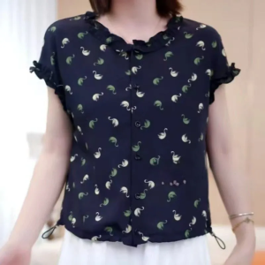 เสื้อเชิ้ตผ้าชีฟองแขนสั้นลายดอกไม้สไตล์เกาหลีสำหรับผู้หญิงวัยกลางคน ทรงหลวม ปกคอปีกบุนวม ปิดด้วยกระดุม ทรงเข้ารูป