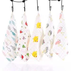 GONSAN Soft Face Towel Gauze Muslin Layer Cotton Bibs Baby Wash Cloth Lampin Random Cute Design 1pc