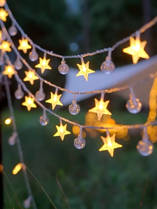 Lampu Tirai Bulan Bintang: Dekorasi Kamar Muslim Ramadhan & Idul Fitri