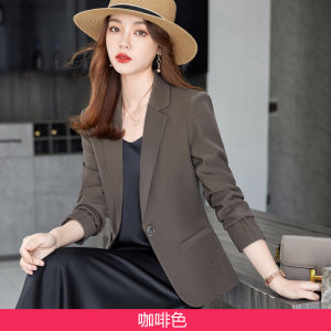 เสื้อสูทผู้หญิงสีกาแฟแบบสั้นสำหรับคนตัวเล็กแบบใหม่ฤดูใบไม้ผลิและฤดูใบไม้ร่วงปี2023ชุดสูทแฟชั่นสไตล์ตะวันตกระดับไฮเอนด์เข้ารูป