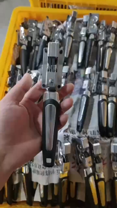 ที่ลับมีดสแตนเลส ลับเร็ว ถนัดมือ  คมนาน เพียงลับมีด 3-4 ที มีดคมกริบ (สินค้าพร้อมส่ง) คาร์ไบด์แข็งแกร่ง ลับได้นาน ทนทานดั่งเพชร