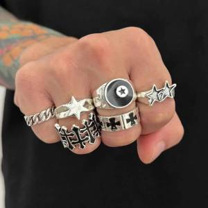 Lacteo 2025 New Gothic Punk Cross Star Open Rings Set for Men Creative Unique Irregular Geometric Knuckle Ring Halloween Jewelry