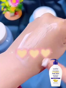 SADOER Permanent Whitening Body Lotion 400ml Healthy Even Tone Pemutih Badan Whitening Lotion Kulit Kusam Moisturizing Vitamin E Nicotinamide mencerahkan warna kulit melembabkan hapus melanin dan memutihkan secara permanen Vaseline Body lotion