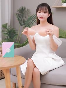 ซิลิโคนสติกเกอร์หน้าอกที่มองไม่เห็นฤดูร้อนผู้หญิงที่ไม่มีสายหนังเล็กหน้าอกสติกเกอร์หน้าอกสำหรับถ่ายภาพแต่งงานสติกเกอร์หน้าอกสำหรับชุด