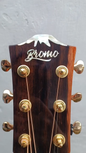 Gitar Guitar Akustik Acoustic Bromo BAN2CE Glossy Polyurethane