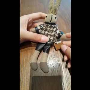 Kreatif Aksesori Fashion Jepang: Gantungan Kunci Boneka Plush Lucu & Pendant Tas