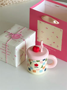 Pink Color Contrast Birthday Festival Gift Box Girls Heart Lidded Mug Coffee Water Cup Ceramic Material Geometric Cartoon Design