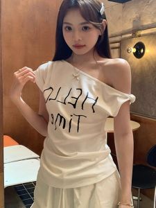 Pure Desire Shoulder Bared Knot Short Sleeve T-Shirt Women Summer Dopaamine Slim Fit Design Sweet And Spicy Short Style Top