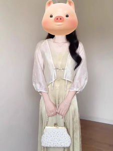 สไตล์จีนใหม่เกือบถึงผ้าคลุมไหล่ คาร์ดิเกน ผู้หญิง ฤดูร้อน แจ๊กเก็ต ผ้าชีฟอง แขนกุด สั้น เสื้อโค้ท ปกปิดแบบบางพร้อมเดรส สายคล้อง