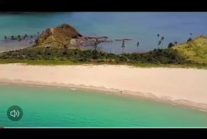 Aqua Shoes for Men & Women: Summer Swimming Shoes, Yoga Sandals & Breathable Beach Sneakers