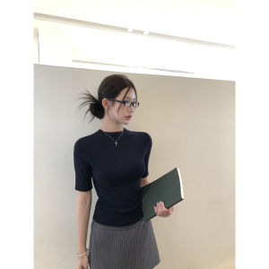 Youthful Fashionable Korean Style Slim Fit Design Top