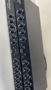 HotSound FS-100 Audio Signal Distributor Two-in Ten-out and Two-out Canon 6.5 Output Professional Performance Distributor