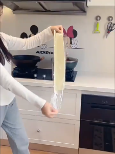 กันน้ำกระเด็น อ่างล้างจานแผ่นปิดกั้นน้ํา ใช้งานสะดวก แผ่นกันน้ำกระเด็น แผ่นกั้นอ่างล้างจาน ท้ังหมด2สีให้เลือก