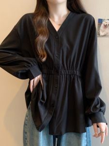V-Neck Slimming Long Sleeve Shirt for Women Loose Fit High-End Feel Fall Season Big Size Apparel Trendy and Chic