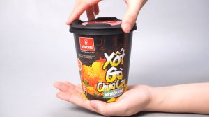 [THÙNG 24 LY] - VIFON - Mì ly trộn khô Vifon 2 vị: Cua sốt me Tôm cháy tỏi mì Vifon ly trộn mì ly trộn Vifon ăn liền (75g/ly)