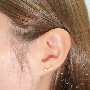 E9 Titanium Steel Screw Helix Stud Earrings Zircon Stud Earrings Korean Versatile Fashion