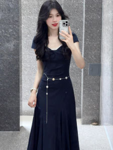 XIATIANWEIYU | Elegant Ruffled Collar Slimming Fitted Dress