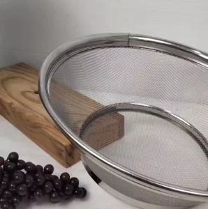 กะละมังสแตนเลส กะละมังล้างผัก ขนาด 22ซม 25ซม 28ซม ตะแกรงทรงกลม ตะกร้ากรองตาถี่ ไม่ขึ้นสนิม