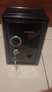 COD TaffGUARD Celengan Kotak Brankas Mini Home Safe Deposit Box - LE845