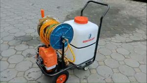 Máy phun thuốc trừ sâu có xe đẩy