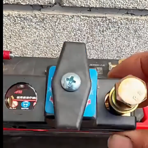 Car Battery Disconnect Switch 12V-24V Battery Cut-off Anti-leakage Switch Quick Cut-off Switch