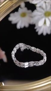 Silver original italy 925 bracelet womens lucky four-leaf clover haute couture jewelry gift for girlfriend mother lucky charms money magnet charm for 2024
