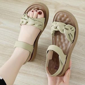 Womens Flat Bottom Casual Sandals Soft Sole Anti-Slip Summer New Style Comfortable Thick Heel Mid-Aged And Elderly Shoes