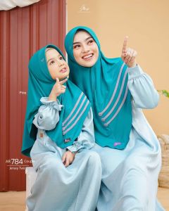 New jilbab hijab kerudung Jersey instan dewasa wanita couple sepasang ibu dan anak 4 5 6 7 8 tahun variasi lise garis arrafi AR 784 terbaru terlaris viral kekinian ootd best seller idul fitri promo murah kondangan jalan 2023 daily simple gratis ongkir COD
