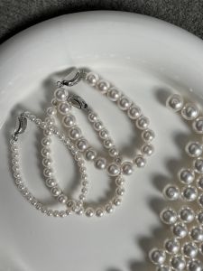 Exquisite Pearl Bracelet for Women Elegant Vintage French Style No Need to Remove Hand Bead Classic Fashion Jewelry Accessory