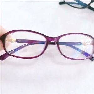 Fashion Purple Ultra-light Graded Glasses for Farsighted Oval Presbyopic Glasses Age-reducing Womens Presbyopia