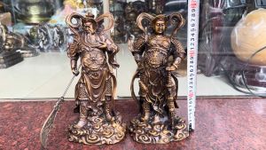Bộ 2 tượng Quan Công Vi Đà bằng đồng phong thủy cao 30cm DxRxC: 15x12x30cm nặng 6.5kg