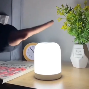 Đèn tích điện Đèn ngủ để bàn cảm ứng Đèn led giúp pha sữa thay tã cho trẻ sơ sinh Đèn sạc pin