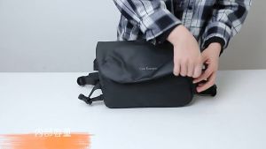 ความรู้สึกถึงกระเป๋าสะพายข้างใหญ่ ความจุก และความละเอียด ซึ่งมุ่งหมายความข้างใหญ่ คุณค่า และคุณภาพ กระเป๋าสะพายข้างใหญ่ ความเปลี่ยนแปลงและประสบการณ์ของคุณ