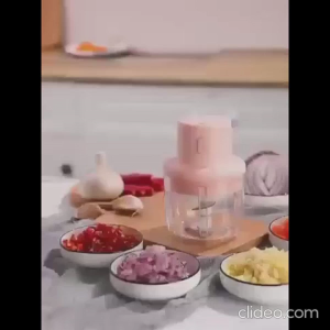 Blender Portable Alat Penggiling Pencincang Bumbu Dapur Elektrik Tanpa Kabel Mini Chopper 250ML