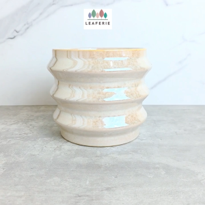 The Leaferie Tuiren plant pots. flowerpot . flowerpots . flower pot . planter . planters . Ceramic