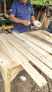 ไม้สน ไม้พาเลท ขนาด หนา 1.5 * กว้าง 7.5 ยาว 100-105 ซม.