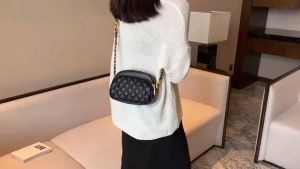 FASHION ACE🔥Bag Women Shoulder Bag Fashionable Shoulder Bag Travel Outing Casual Bags PU Leather Bag Summer Diamond Chain Crossbody Bag Black and White Two Colors beg terbaru perempuan beg wanita 23112704
