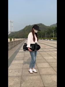 Skateboarding Board Skate Board  Four Wheels Skateboard Scooter  Skateboard For Kids Electric Car Beginner Four-Wheel Surfing Wireless Remote Control Walking