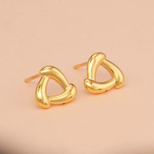 CHOW SANG SANG 周生生 MINTYGREEN 999 24K Gold Dainty Stud Earrings for Women 94093E