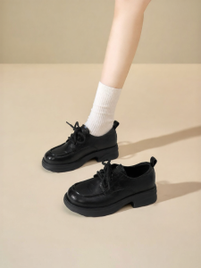 Josiny | Thick Sole and High Heel Loafers