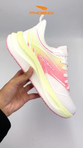 Phoenix Hosta Sepatu Running Wanita