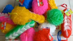 Combo 2 Bông tắm cao cấp Happy chất liệu mềm mịn tạo bọt có dây treo - shop giao màu ngẫu nhiên