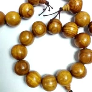 Vòng tay gỗ quý KIM GIAO (12 Hạt 20ly) vòng hạt phong thủy vân gỗ đẹp với truyền thuyết cây Kim Giao - Vườn Đặc Sản