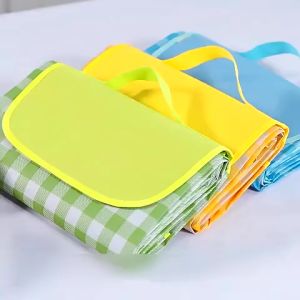 Tikar Pantai Anti Air/Alas Piknik/Tikar Piknik Lipat Anti Air Kain Oxford Tebal