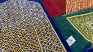 Sajadah Turki Tebal Halus Lembut Ukuran Dewasa 70x110 Perlengkapan Shalat Sejadah Terbaru Super Spigel Zamziba